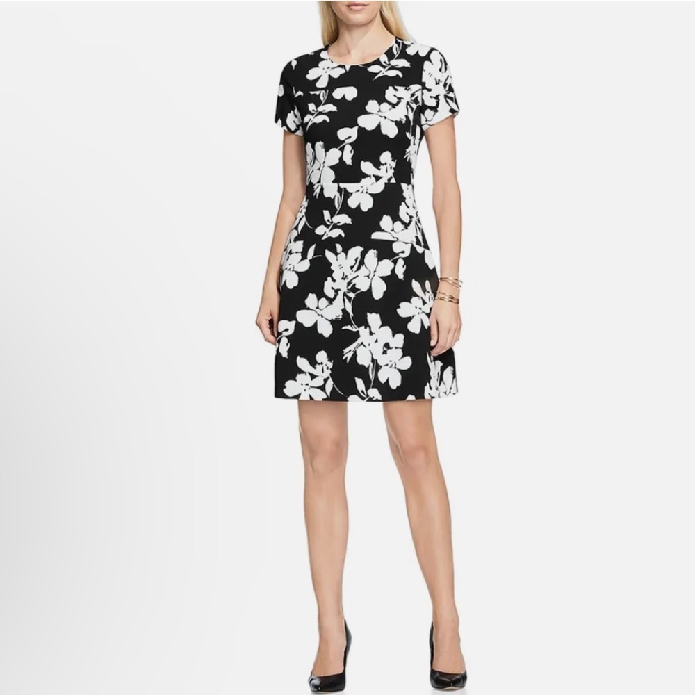 Vince Camuto Women's Short Sleeve Fresco Blooms Floral Fit Flare Dress Size 6